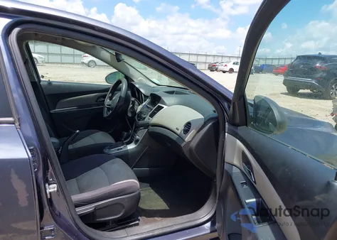 2013 Chevrolet Cruze Ls from USA, damaged, VIN 1G1PB5SH2D7176823